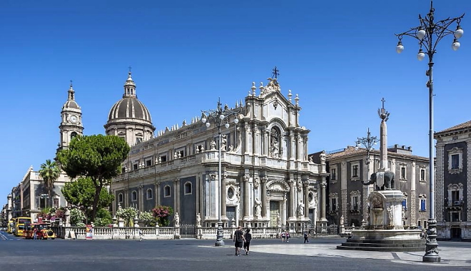 Viaggio d'istruzione: direzione Catania