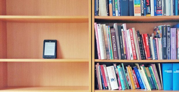 TECNOLOGIA ESASPERATA O IL CARO VECCHIO LIBRO?