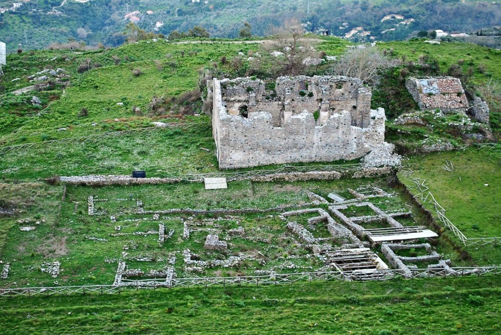 Gioiosa Guardia: le origini tra storia e leggenda