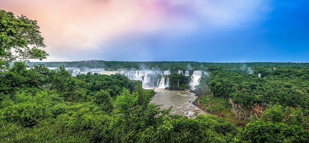 IL PIANETA TERRA RECLAMA AIUTO