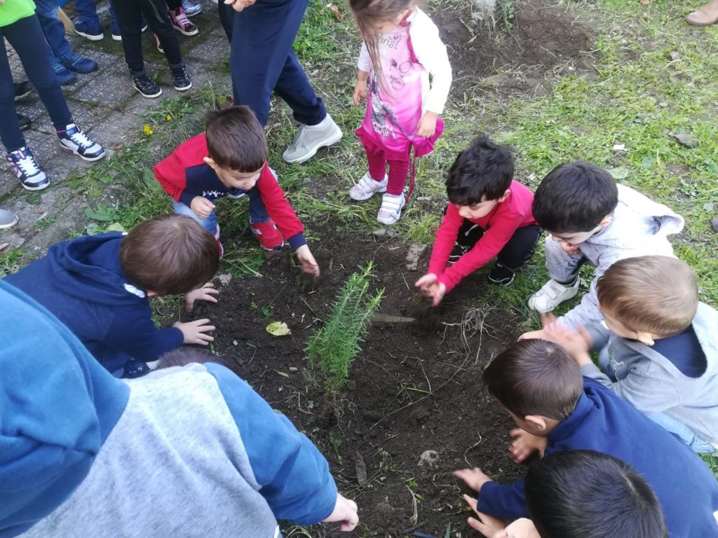 FESTA DELL’ALBERO”, con i bambini della Scuola dell’Infanzia “GIRASOLE” 