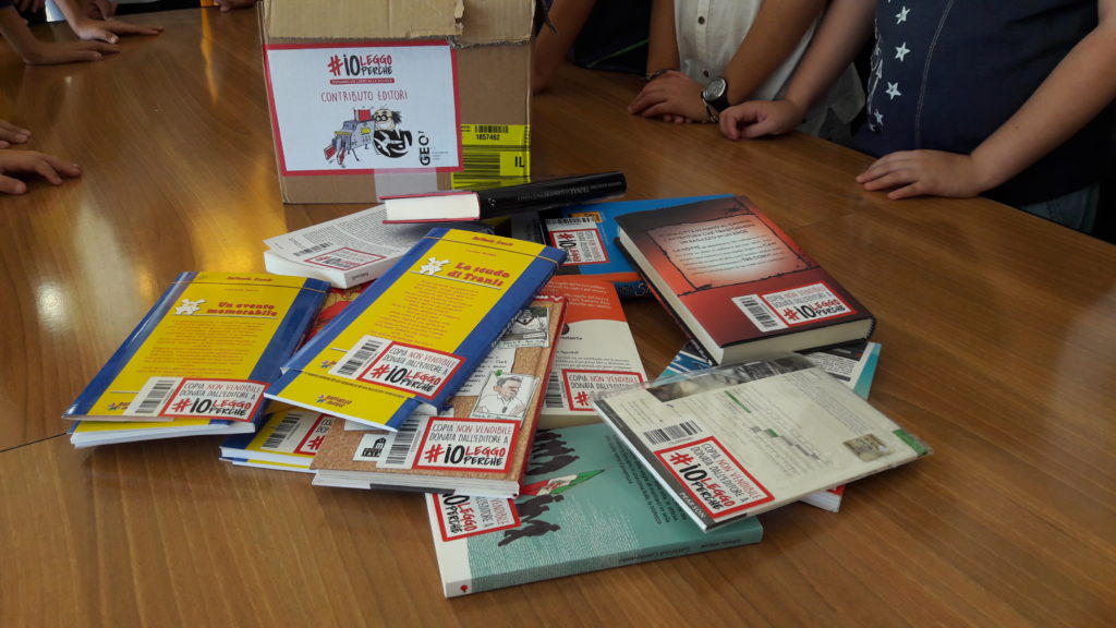 La “Bibliotec@Arcobaleno” dell'Istiuto Comprensivo  Foscolo