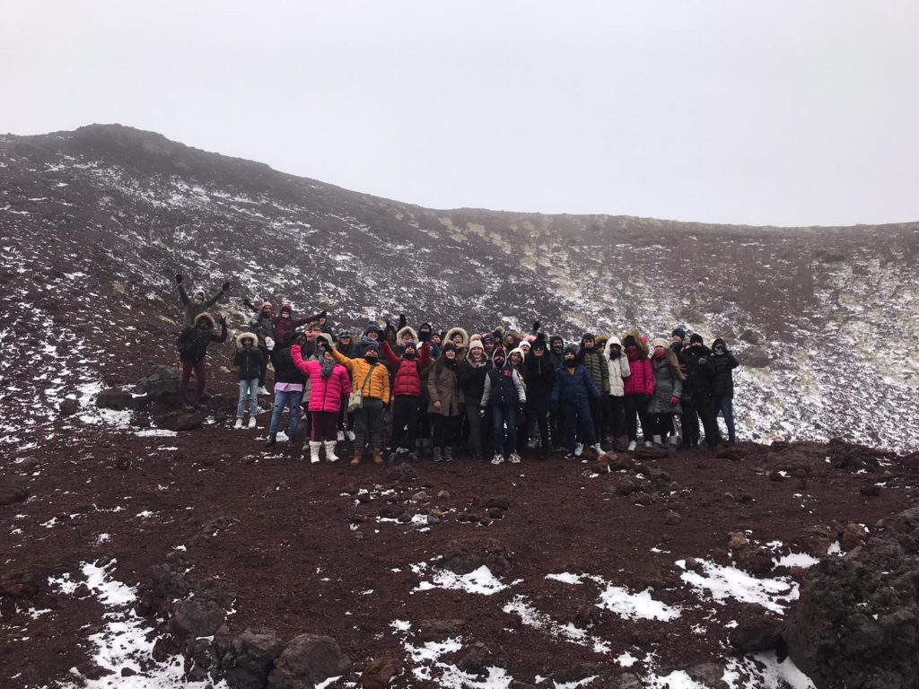 L’Etna, i suoi segreti svelati dalla "Grotta di Mompeloso"