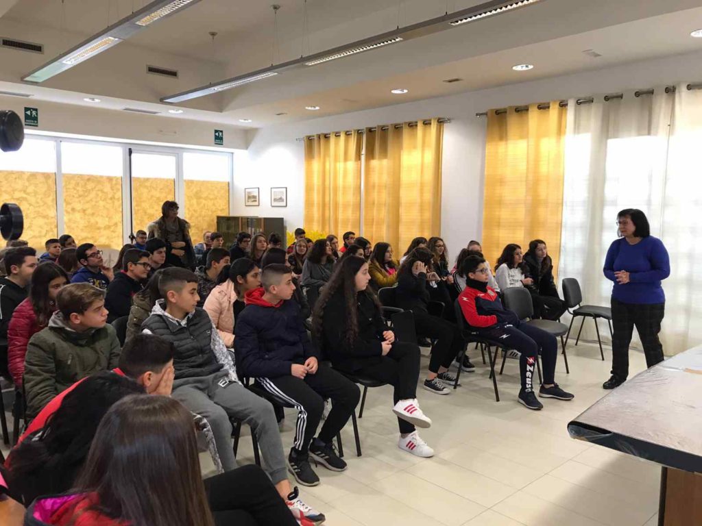 IL CELLULARE, EDUCAZIONE ALL'USO CORRETTO