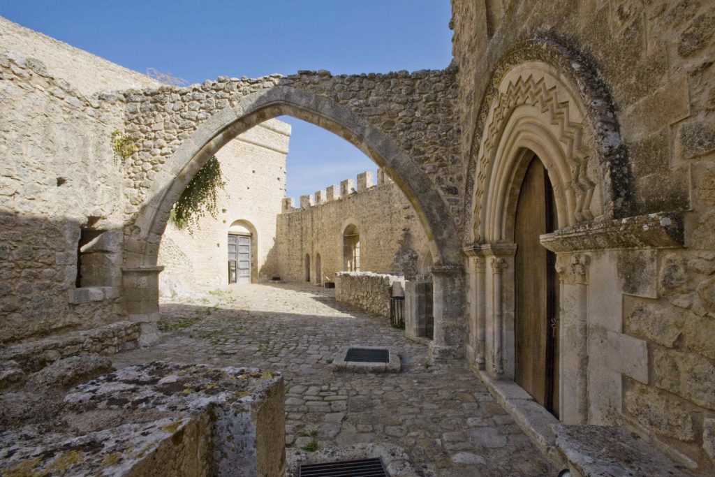 Mussomeli, il Castello manfredonico luogo di fascino e mistero 